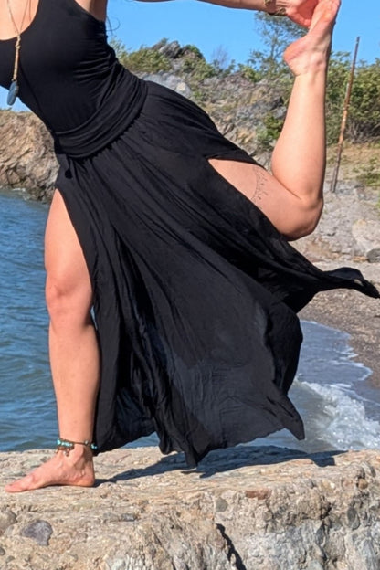 Sophia Skirt in Onyx