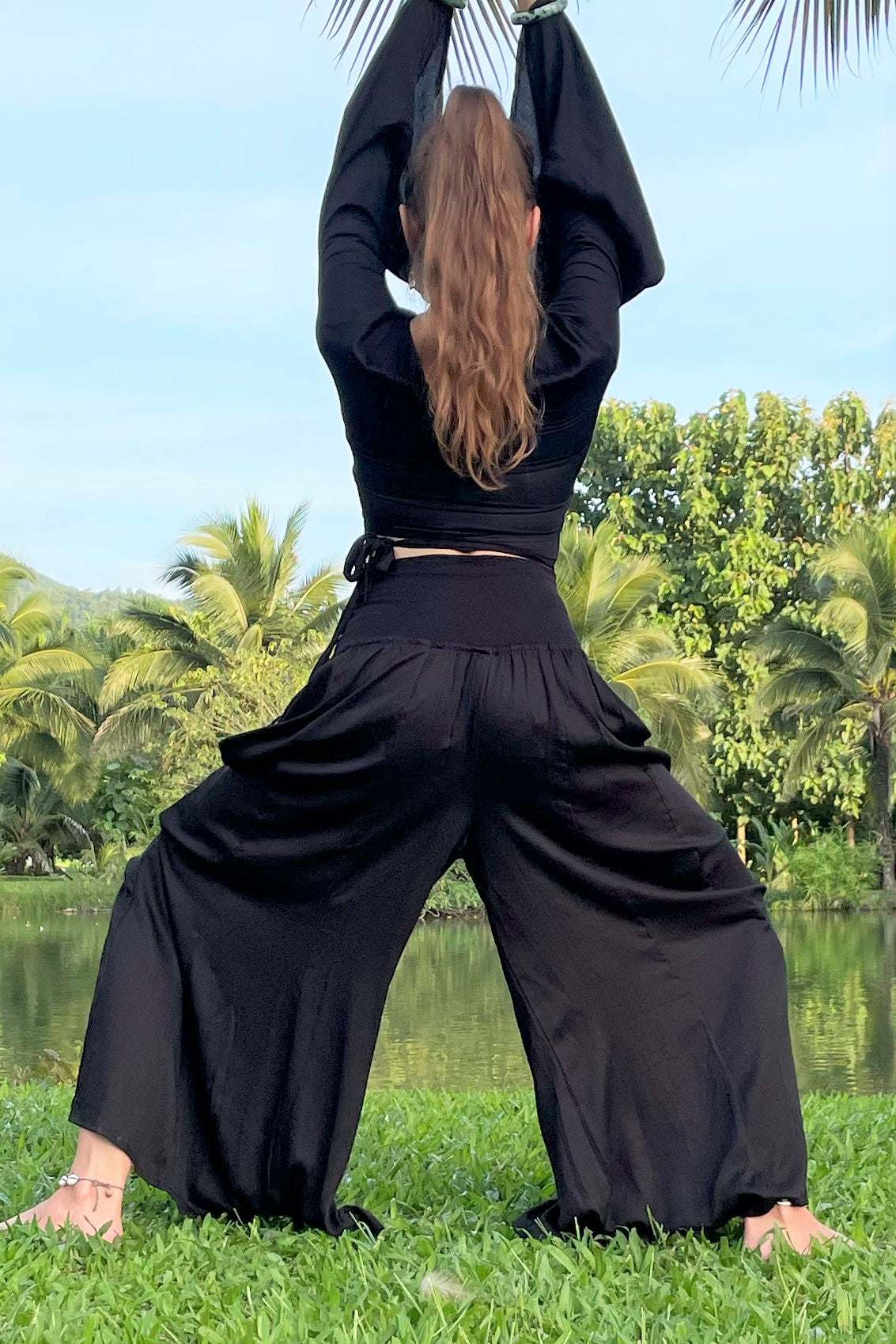 Persephone Pants in Onyx